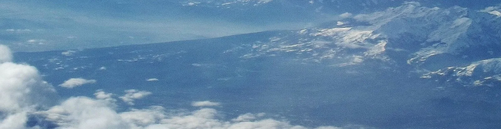 La Serra morenica di Ivrea vista dall'alto: uno dei cordoni morenici più regolari d'Europa